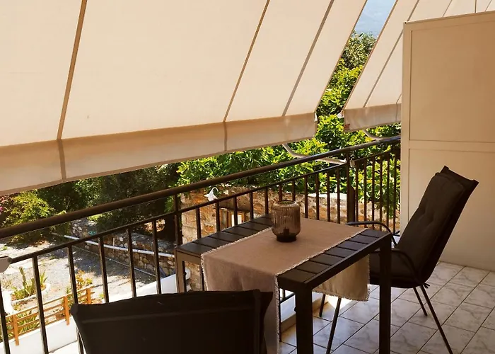 Selo Mani * Agios Nikolaos (Mani)